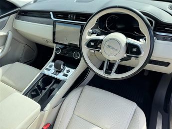Jaguar F-Pace D200 S