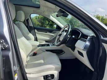 Jaguar F-Pace D200 S