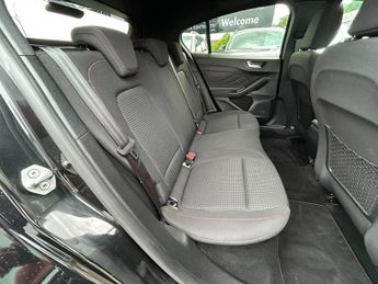 Ford Focus 2.0 EcoBlue ST-Line Hatchback 5dr Diesel Auto Euro 6 (s/s) (150 