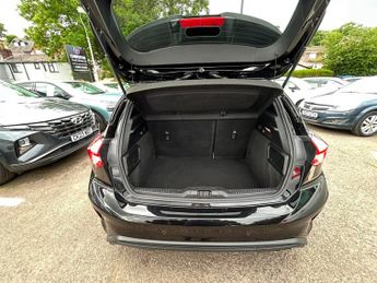 Ford Focus 2.0 EcoBlue ST-Line Hatchback 5dr Diesel Auto Euro 6 (s/s) (150 