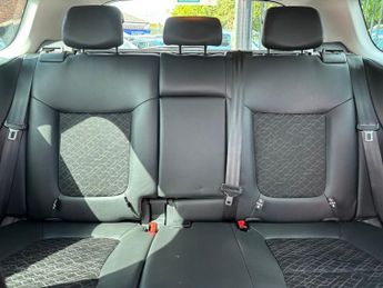 Peugeot 3008 1.6 e-HDi Allure SUV 5dr Diesel EGC Euro 5 (s/s) (115 ps)