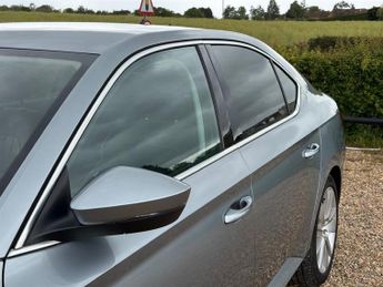 Skoda Superb 1.4 TSI iV 13kWh SE L Hatchback 5dr Petrol Plug-in Hybrid DSG Eu