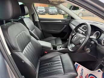 Skoda Superb 1.4 TSI iV 13kWh SE L Hatchback 5dr Petrol Plug-in Hybrid DSG Eu