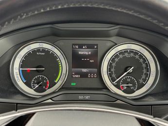 Skoda Superb 1.4 TSI iV 13kWh SE L Hatchback 5dr Petrol Plug-in Hybrid DSG Eu