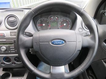 Ford Fiesta ZETEC CLIMATE 16V