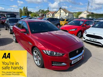 Jaguar XE R-SPORT