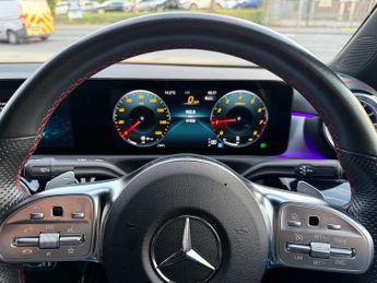 Mercedes CLA180 1.3 AMG Line (Premium) Coupe 7G-DCT Euro 6 (s/s) 4dr