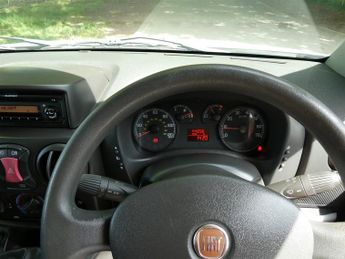 Fiat Doblo 1.4 Dynamic Estate 5dr Petrol Manual (174 g/km, 77 bhp)