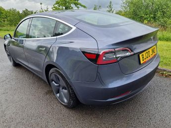 Tesla Model 3 STANDARD RANGE PLUS