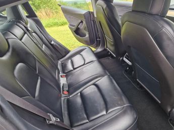 Tesla Model 3 STANDARD RANGE PLUS