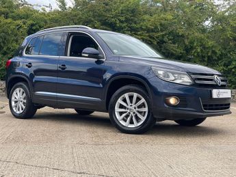 Volkswagen Tiguan 2.0 TSI SEL || DSG-AUTOMATIC || 4Motion || AUTOMATIC ||