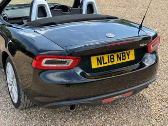Fiat 124 Spider 1.4 MultiAir Lusso Convertible 2dr Petrol Euro 6 (140 ps)