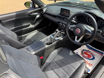 Fiat 124 Spider 1.4 MultiAir Lusso Convertible 2dr Petrol Euro 6 (140 ps)