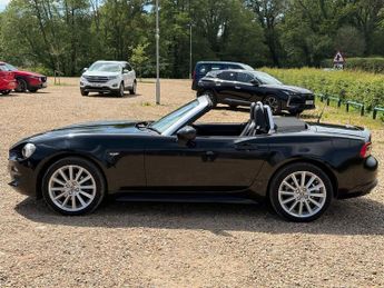 Fiat 124 Spider 1.4 MultiAir Lusso Convertible 2dr Petrol Euro 6 (140 ps)