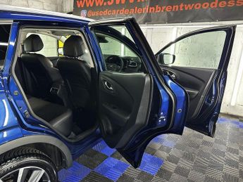 Renault Kadjar 1.3 TCe Iconic EDC Euro 6 (s/s) 5dr
