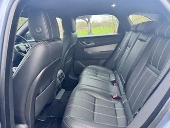 Land Rover Range Rover Velar R-DYNAMIC S P400e