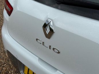 Renault Clio 1.5 dCi Dynamique S Nav Hatchback 5dr Diesel Manual Euro 6 (s/s)