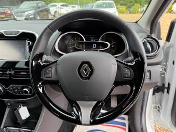 Renault Clio 1.5 dCi Dynamique S Nav Hatchback 5dr Diesel Manual Euro 6 (s/s)