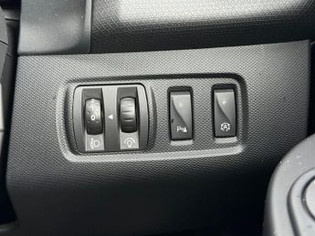 Renault Clio 1.5 dCi Dynamique S Nav Hatchback 5dr Diesel Manual Euro 6 (s/s)