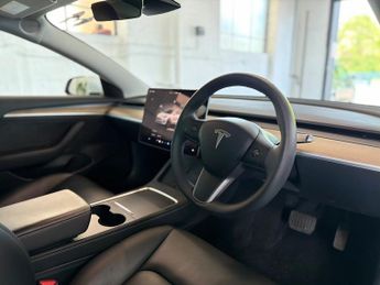 Tesla Model 3 Saloon 4dr Electric Auto RWD (241 bhp)