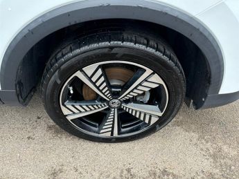 MG MG ZS EXCLUSIVE