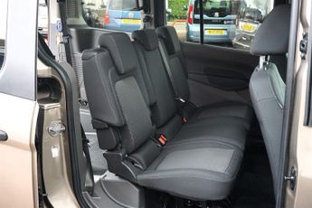 Ford Tourneo Connect GRAND ZETEC TDCI Auto Disabled Wheelchair Accessible Vehicle WAV
