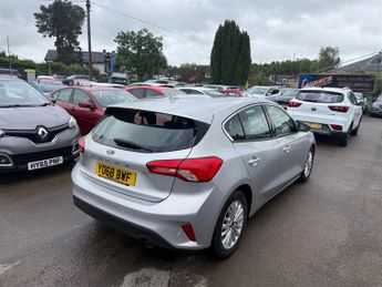 Ford Focus TITANIUM