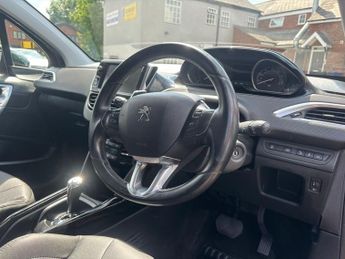 Peugeot 2008 1.6 e-HDi Allure SUV 5dr Diesel EGC Euro 5 (s/s) (92 ps)
