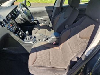 Peugeot 308 E-HDI ACTIVE NAVIGATION VERSION