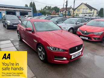 Jaguar XE R-SPORT