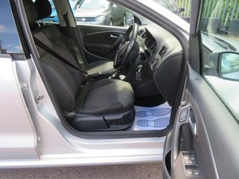 Volkswagen Polo SE TSI DSG AUTOMATIC