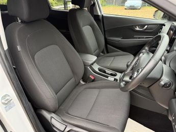 Hyundai Kona 1.0 T-GDi MHEV Premium SUV 5dr Petrol Hybrid Manual Euro 6 (s/s)