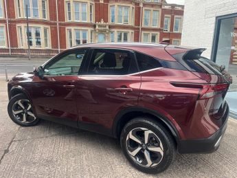 Nissan Qashqai DIG-T N-CONNECTA DCT