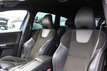Volvo XC60 2.4 D5 R-Design Nav SUV 5dr Diesel Auto AWD Euro 6 (s/s) (220 ps