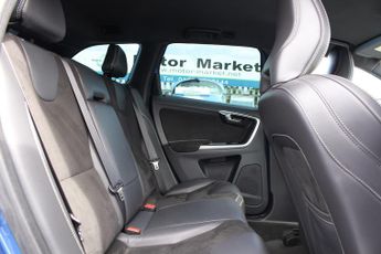 Volvo XC60 2.4 D5 R-Design Nav SUV 5dr Diesel Auto AWD Euro 6 (s/s) (220 ps