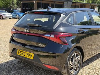 Hyundai i20 1.0 T-GDi MHEV SE Connect Hatchback 5dr Petrol Hybrid DCT Euro 6