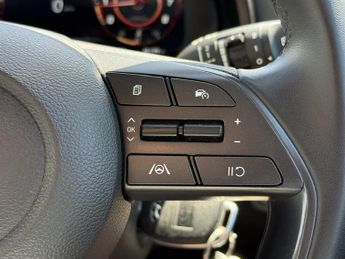 Hyundai i20 1.0 T-GDi MHEV SE Connect Hatchback 5dr Petrol Hybrid DCT Euro 6