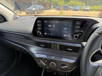 Hyundai i20 1.0 T-GDi MHEV SE Connect Hatchback 5dr Petrol Hybrid DCT Euro 6