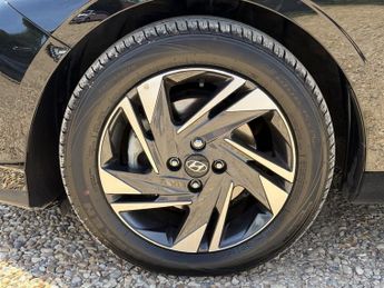 Hyundai i20 1.0 T-GDi MHEV SE Connect Hatchback 5dr Petrol Hybrid DCT Euro 6