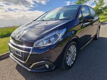 Peugeot 208 S/S SIGNATURE