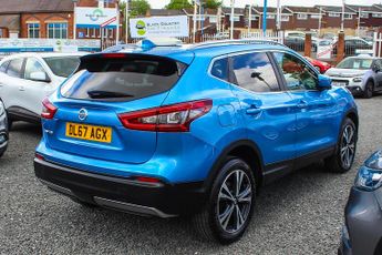 Nissan Qashqai 1.2 DIG-T N-Connecta SUV 5dr Petrol XTRON Euro 6 (s/s) (115 ps)