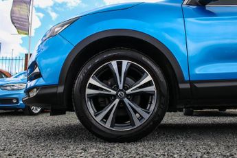 Nissan Qashqai 1.2 DIG-T N-Connecta SUV 5dr Petrol XTRON Euro 6 (s/s) (115 ps)