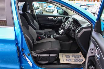 Nissan Qashqai 1.2 DIG-T N-Connecta SUV 5dr Petrol XTRON Euro 6 (s/s) (115 ps)