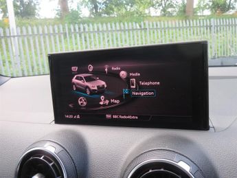 Audi Q2 TFSI S LINE AUTOMATIC