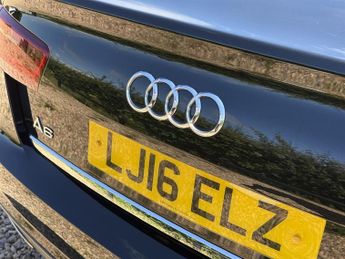 Audi A6 Saloon 2.0 TDI ultra S line Saloon 4dr Diesel S Tronic Euro 6 (s/s) (19
