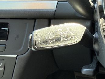 Audi A6 Saloon 2.0 TDI ultra S line Saloon 4dr Diesel S Tronic Euro 6 (s/s) (19