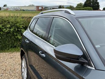Skoda Karoq 1.0 TSI GPF SE L SUV 5dr Petrol Manual Euro 6 (s/s) (115 ps)