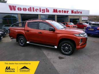 Mitsubishi L200 2.2 DI-D DC Barbarian X Pickup Double Cab 4dr Diesel Auto 4WD Eu