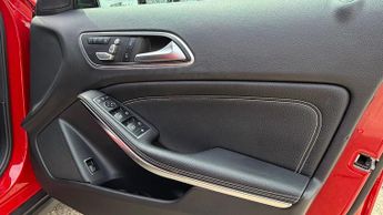 Mercedes GLA200 1.6 Urban Edition (Plus) 7G-DCT Euro 6 (s/s) 5dr