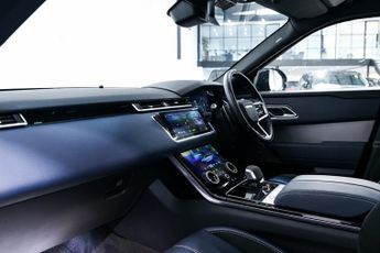 Land Rover Range Rover Velar 3.0 P400 R-Dynamic SE SUV 5dr Petrol Auto 4WD Euro 6 (s/s) (400 